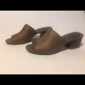 Life Stride Soft System Mules